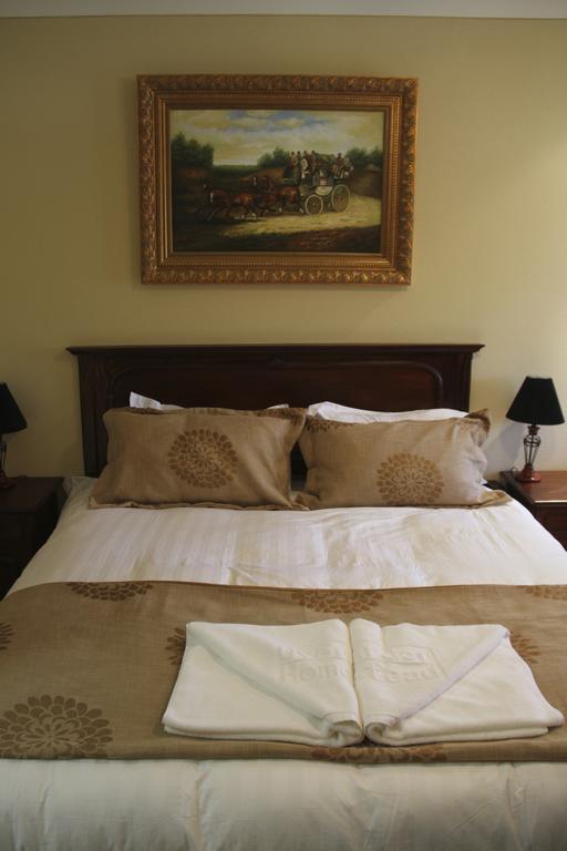Overlander Homestead Motel Roma Quarto foto