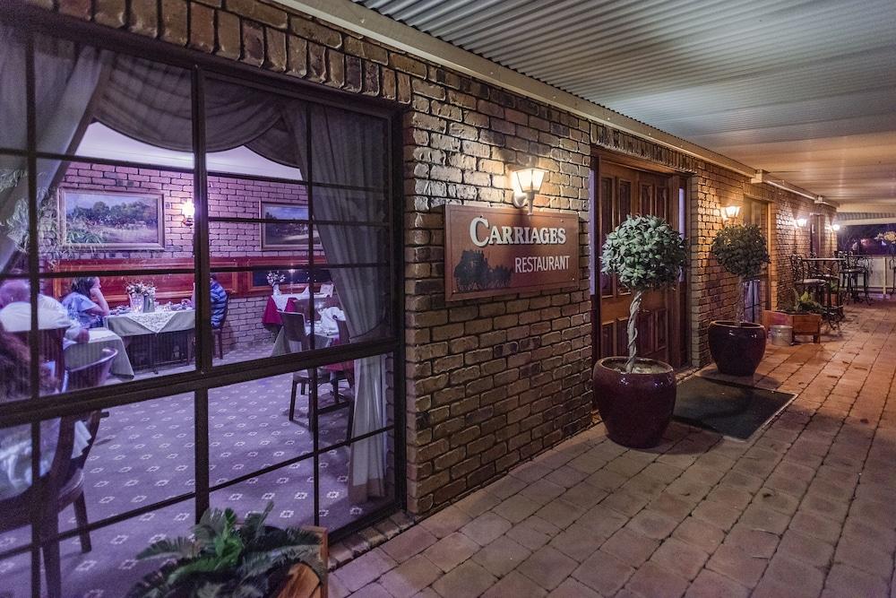 Overlander Homestead Motel Roma Exterior foto